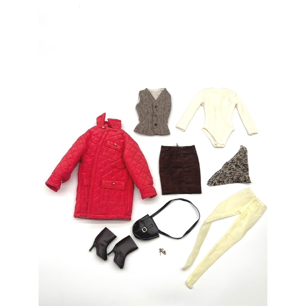 Tonner Wentworth Collection 16" Esme "Boston Bound" Outfit Only